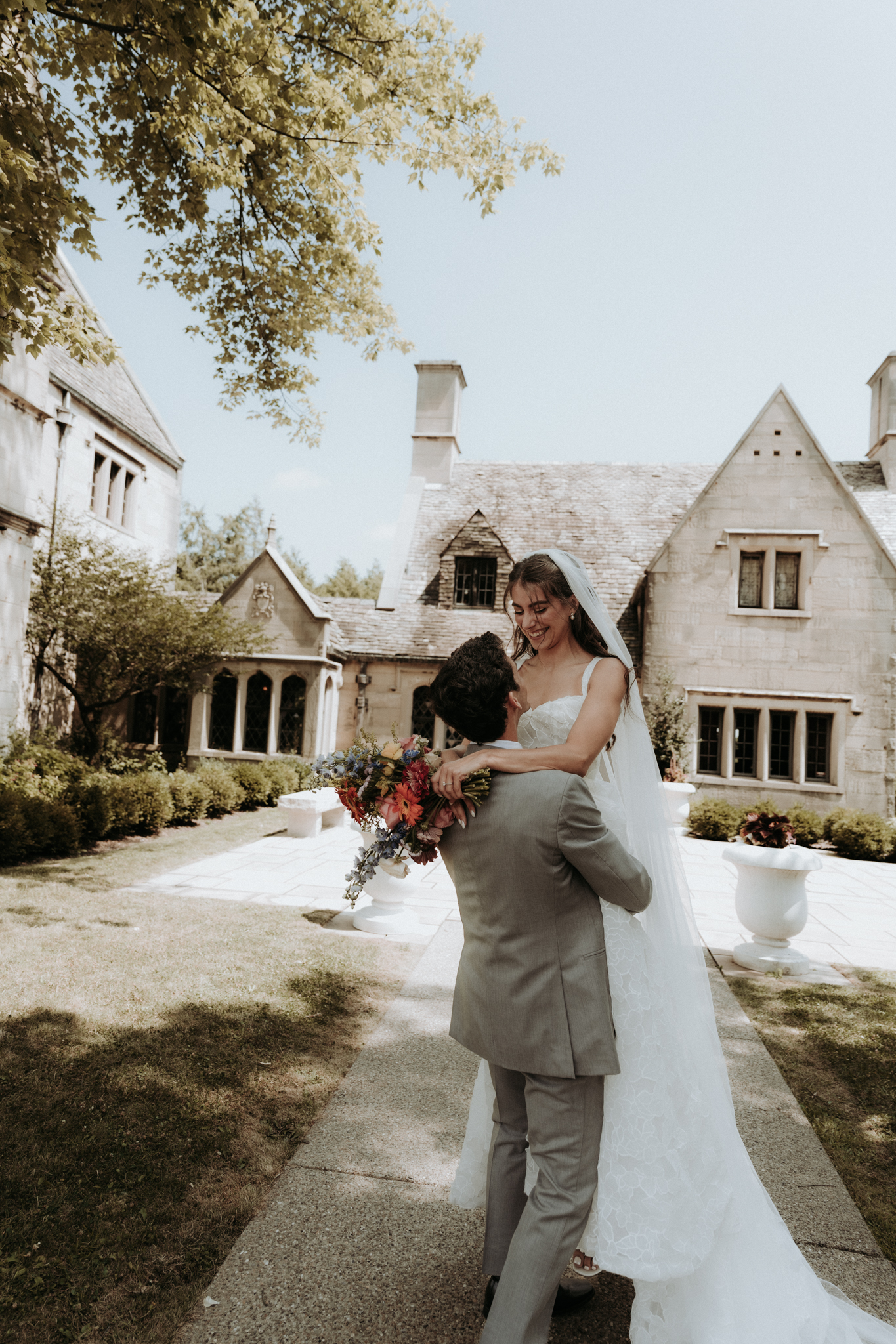 Summer Wedding at Hartwood Acres